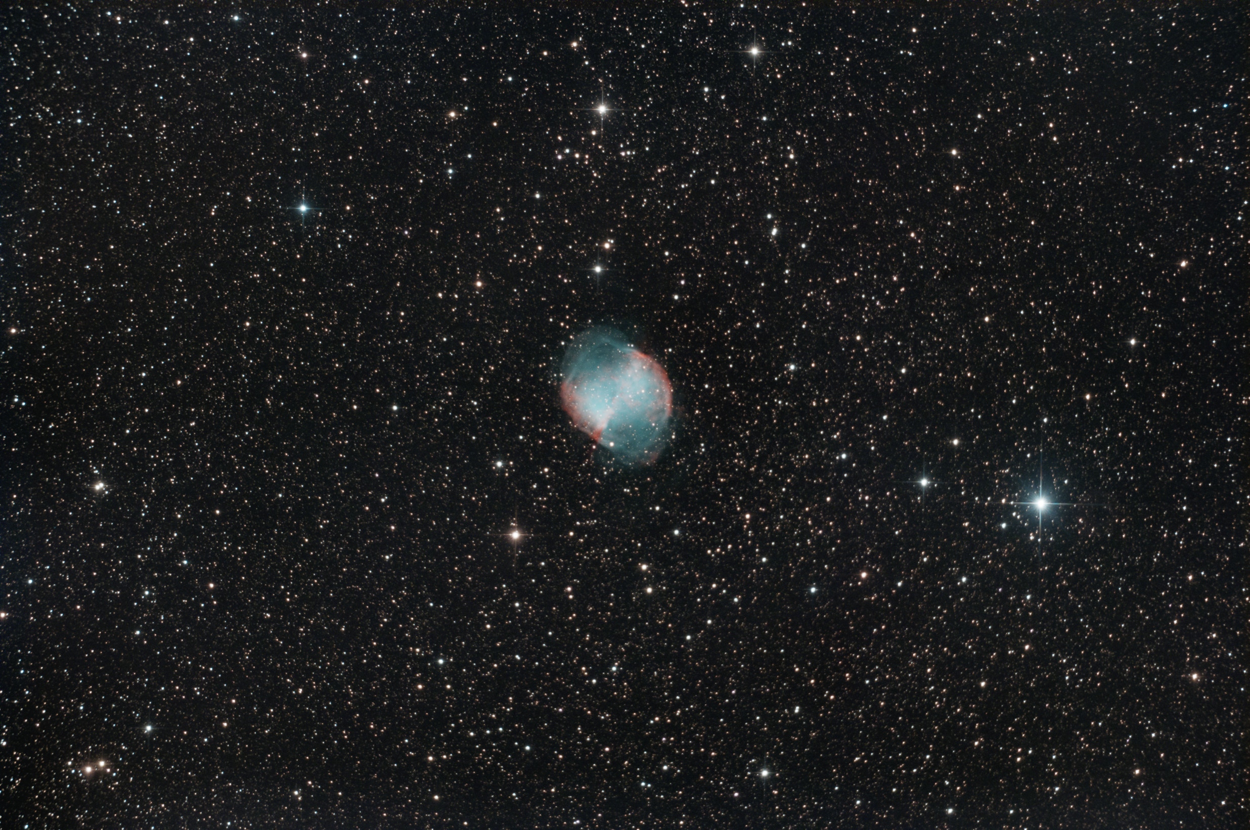 Juin 26 : M27 et ngc6826 X122643-1561644923.jpg.pagespeed.ic.cT8Wv_RS7N