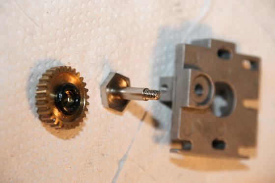Ensemble platine moteur + vis roue dentée
