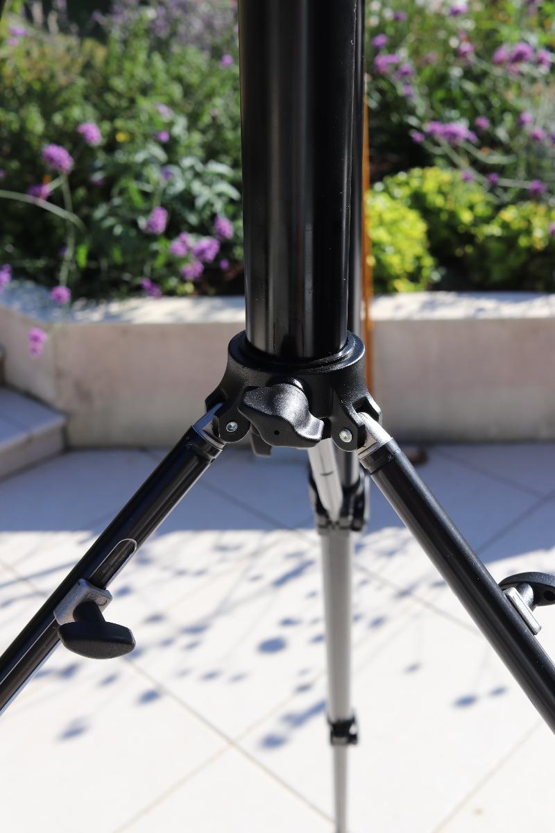 Manfrotto Trépied 475B et tête video 501 HDV Manfrotto Trépied 475B et tête video 501 HDV