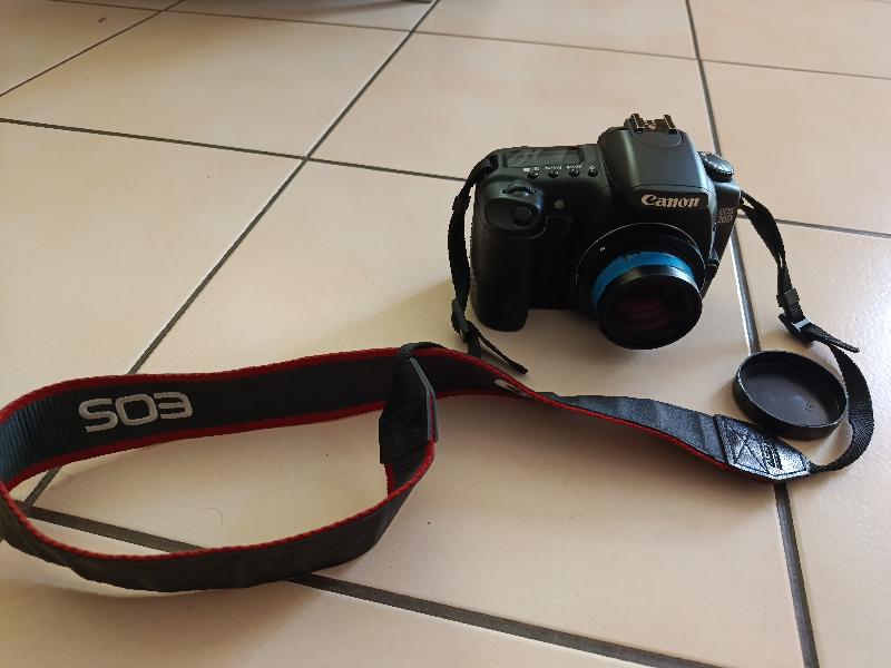 Vend canon 20D défiltré, refiltré baader + correcteur coma Vend canon 20D défiltré, refiltré baader + correcteur coma
