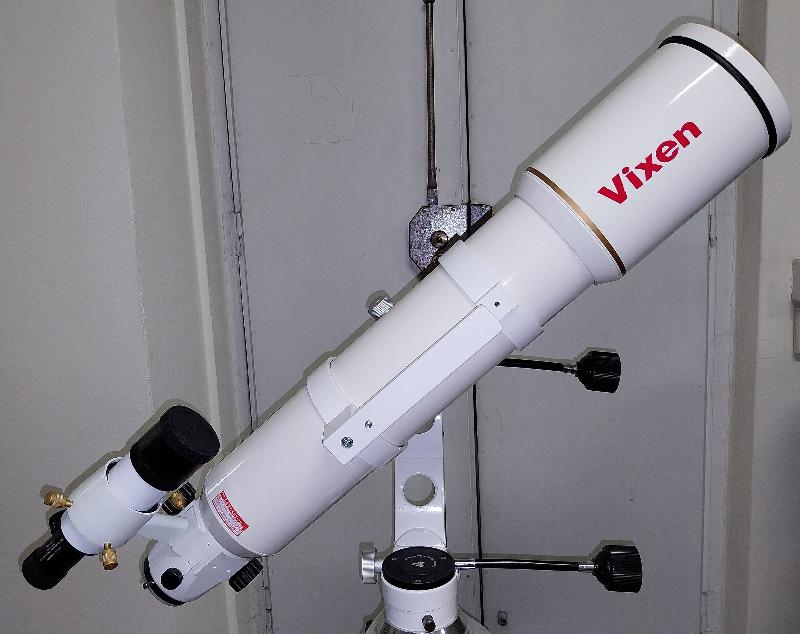 VIXEN AX103S (f/8) quadruplet aplati + réducteur 0,7X VIXEN AX103S (f/8) quadruplet aplati + réducteur 0,7X