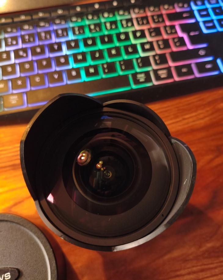 Samyang 14 mm F2.8 ED AS IF UMC Monture EFS CANON