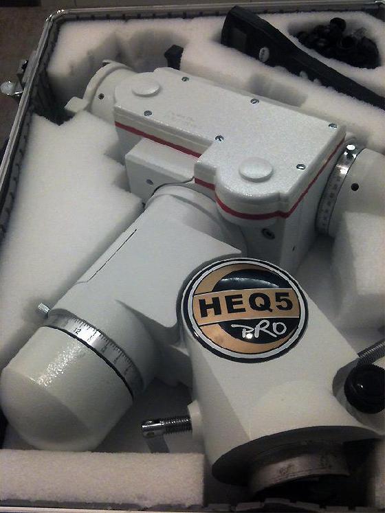Zoom sur la monture HEQ5 Zoom sur la monture HEQ5