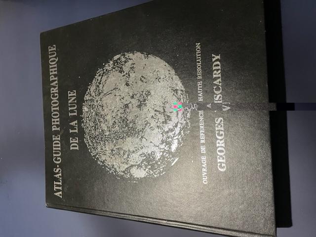Atlas-guide photographique de la Lune Viscardy