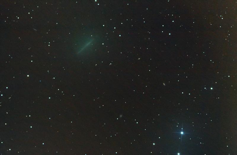 Une comète dans la Casserole (sur les étoiles)