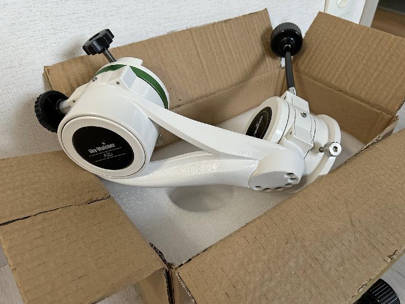 Monture ALT AZ Skywatcher AZ5 Deluxe tête nue sans trépied Monture ALT AZ Skywatcher AZ5 Deluxe tête nue sans trépied