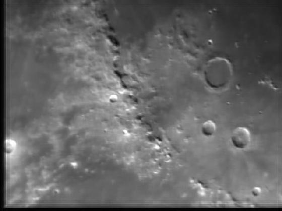 1ere photo lunaire: Apennins Lunaires