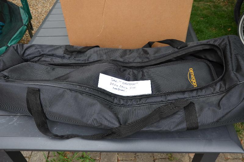 Vends Sac rembourré OMEGON Dim 950x250x200 #7 Vends Sac rembourré OMEGON Dim 950x250x200 #7