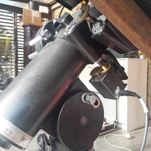 monture saturn + newton 150