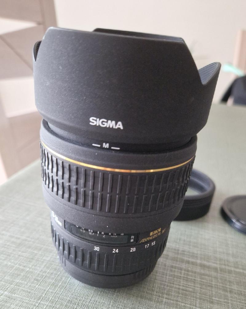 Objectif grand angle SIGMA 15-30mm monture CANON EF Objectif grand angle SIGMA 15-30mm monture CANON EF