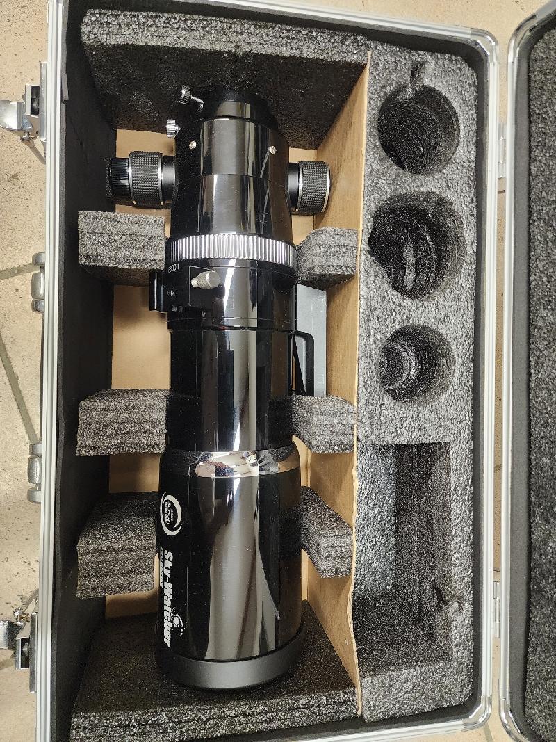 Lunette Skywatcher 80ED Equinox