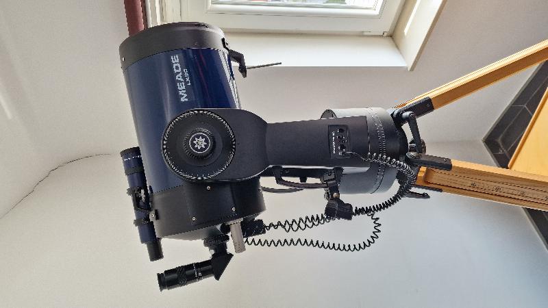 Téléscope Schmidt-Cassegrain GoTo Meade LX90 8" + accessoires Téléscope Schmidt-Cassegrain GoTo Meade LX90 8" + accessoires