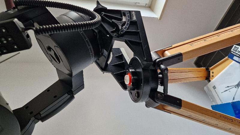 Téléscope Schmidt-Cassegrain GoTo Meade LX90 8" + accessoires