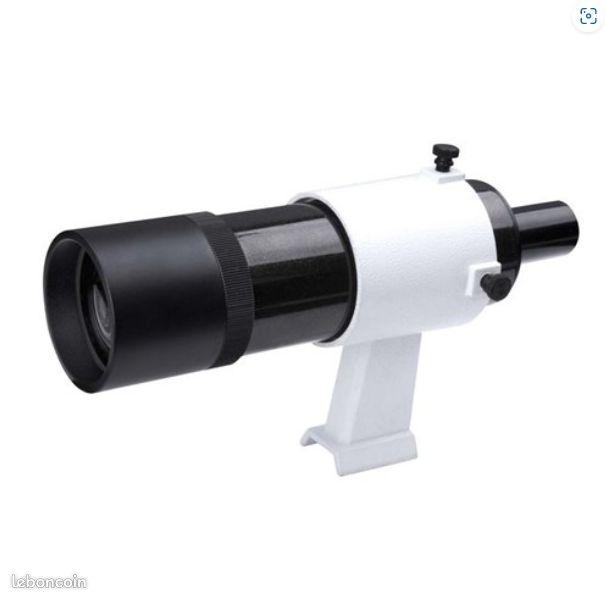 Télescope 200/1000 Skywatcher Black Diamond + accessoires SANS MONTURE Télescope 200/1000 Skywatcher Black Diamond + accessoires SANS MONTURE