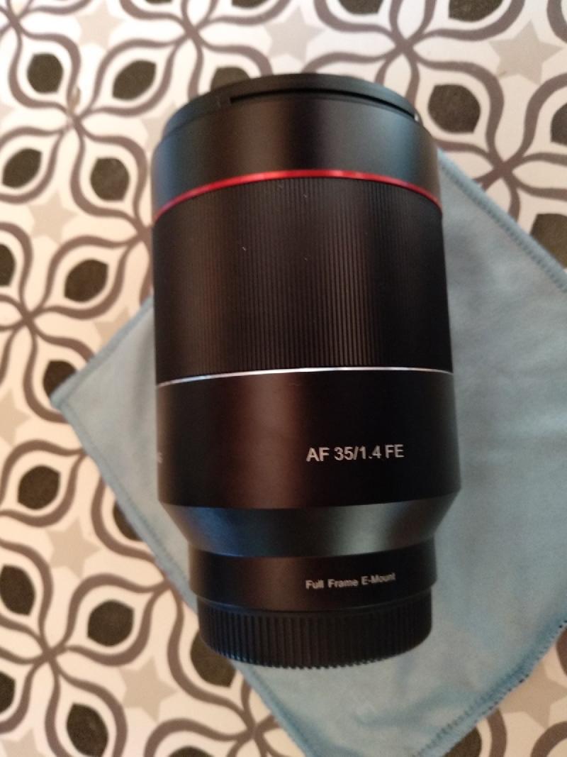 Objectif Samyang 35mm AF f1.4 monture Sony FE Objectif Samyang 35mm AF f1.4 monture Sony FE