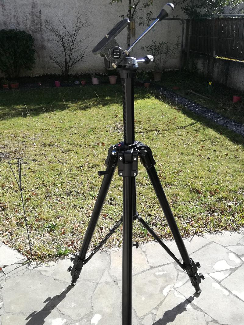 Trépied MANFROTTO 161MK2B (noir)+tête Gitzo G-1570M Trépied MANFROTTO 161MK2B (noir)+tête Gitzo G-1570M