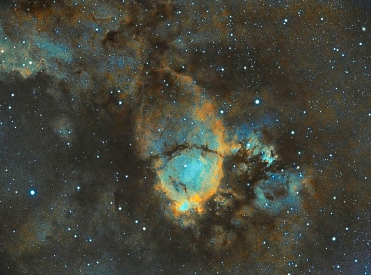 IC 1795 IC 1795