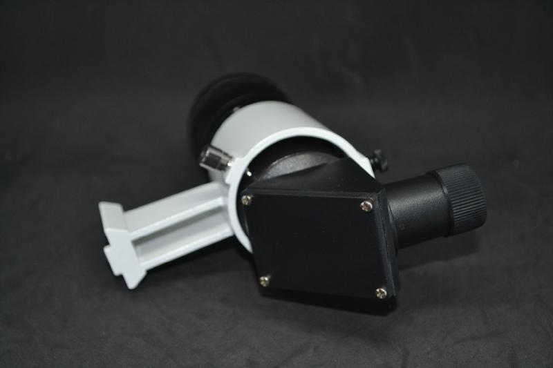 Chercheur optique 9x50 coudé + support Sky-watcher