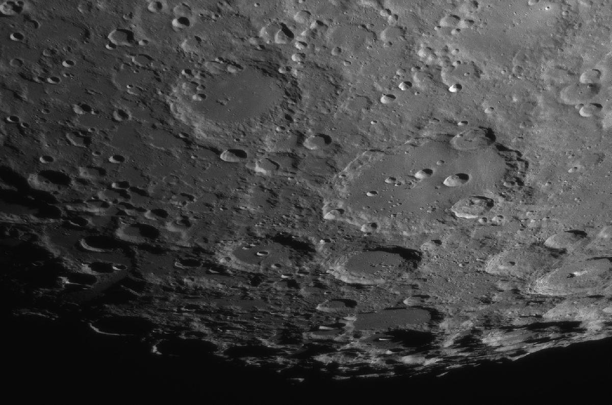 lune 8 lune 8
