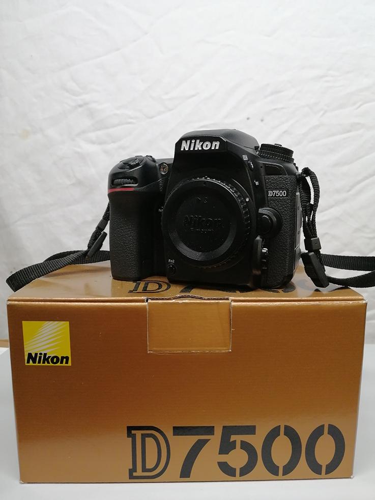 NIKON D7500 NIKON D7500