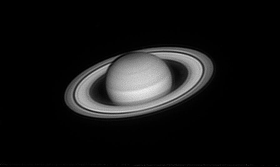 Saturne couche ir Saturne couche ir