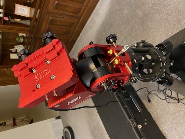 ZWO AM5 , trépied et étui d'expédition