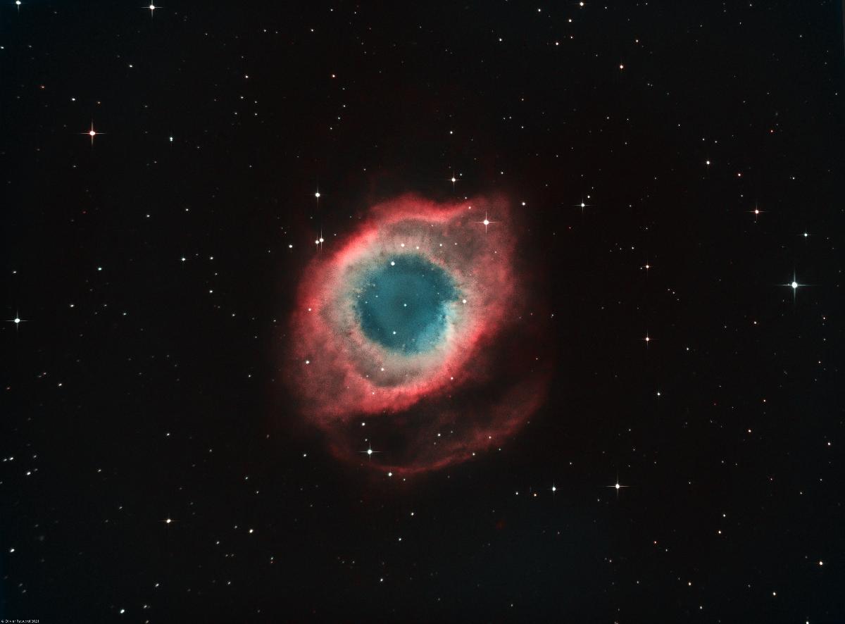Nébuleuse de l'hélice (NGC7293) Nébuleuse de l'hélice (NGC7293)