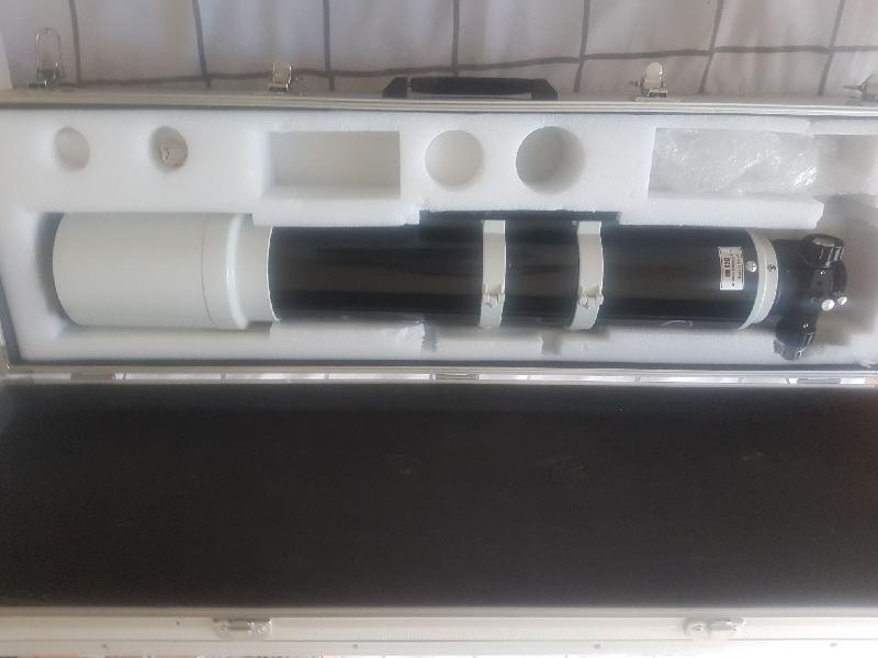Lunette skywatcher Black diamond 120ED Lunette skywatcher Black diamond 120ED