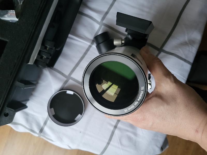 Lunette TS APO 60/360 Photoline avec son flattener