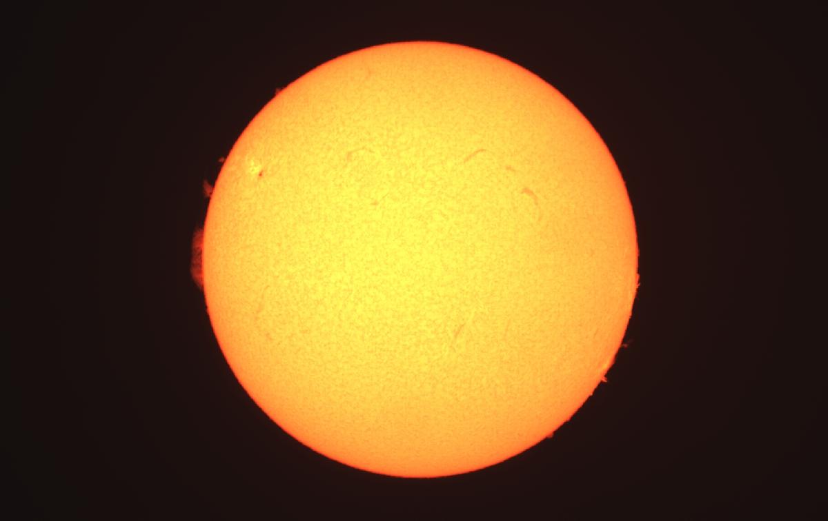Soleil en Hydrogène alpha e