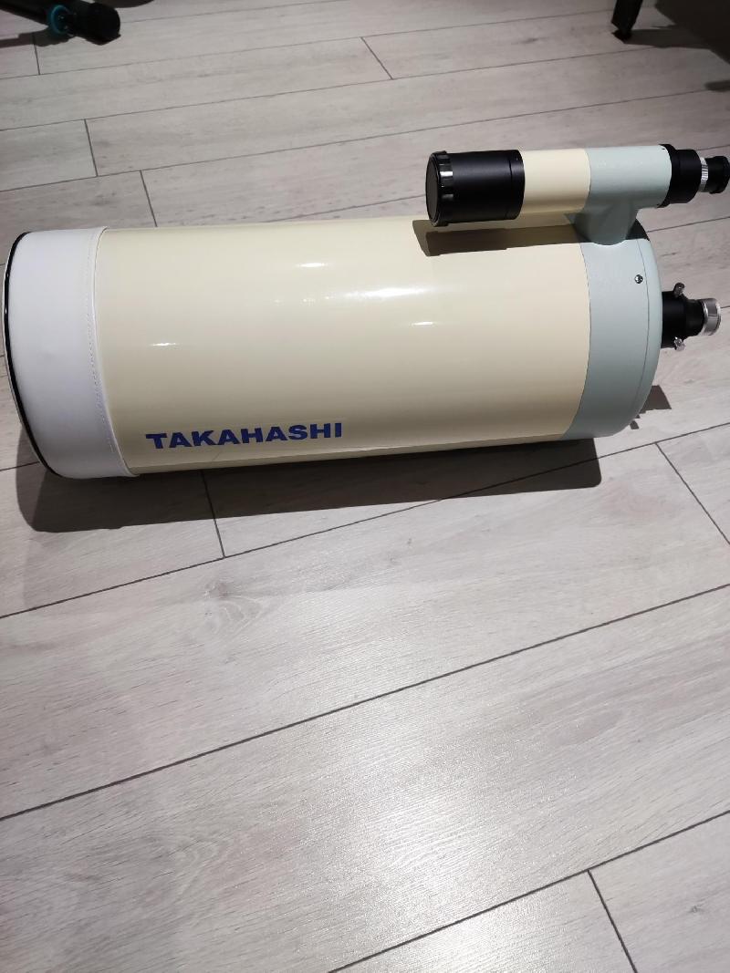 Takahashi Mewlon 210 version bleue Takahashi Mewlon 210 version bleue