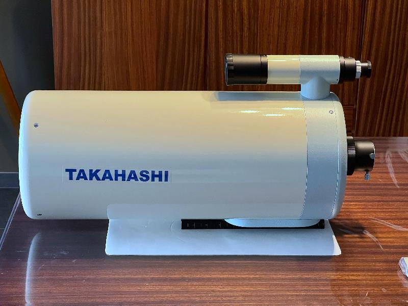 Takahashi Mewlon 210, tube optique