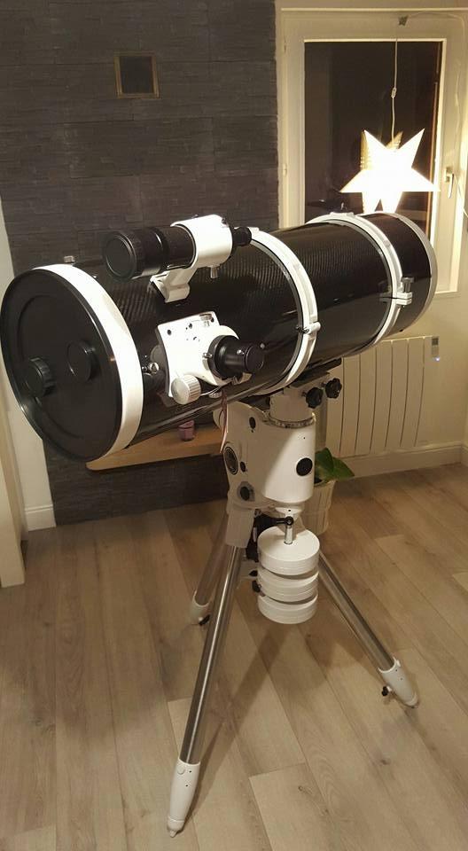 Télescope skywatcher 250/1000 carbone + NEQ6 Pro Go-To