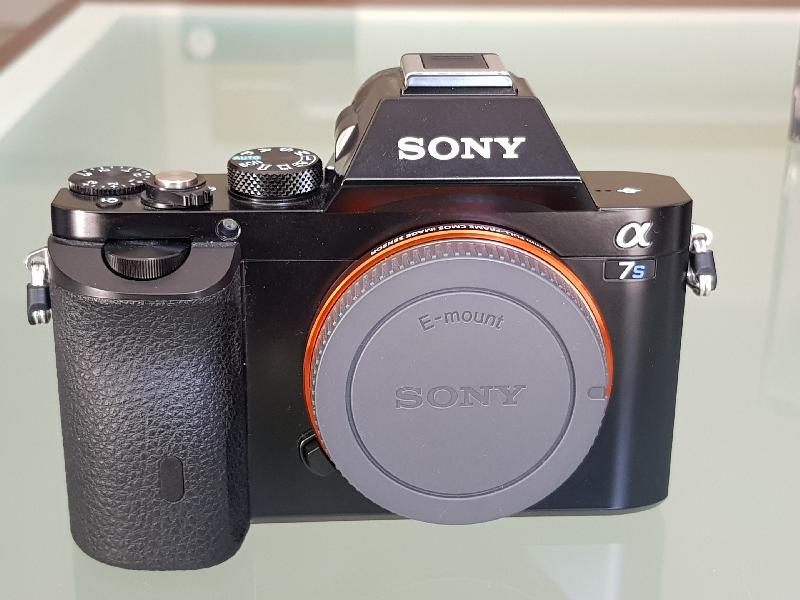 SONY A7S + ZOOM + GRIP + BAGUE + INTERVALOMETRE SONY A7S + ZOOM + GRIP + BAGUE + INTERVALOMETRE