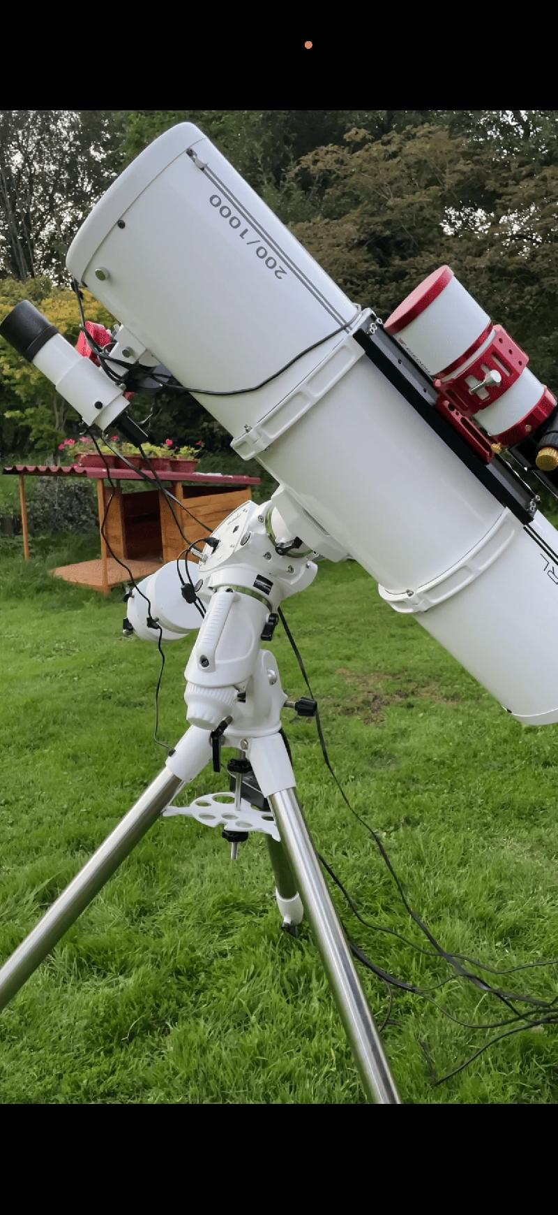 Setu astrophoto COMPLET (Newton 200F5 - EQ6R Pro- ZWO ASI 294MC Pro - RAF - filtres- ZWO OAG)