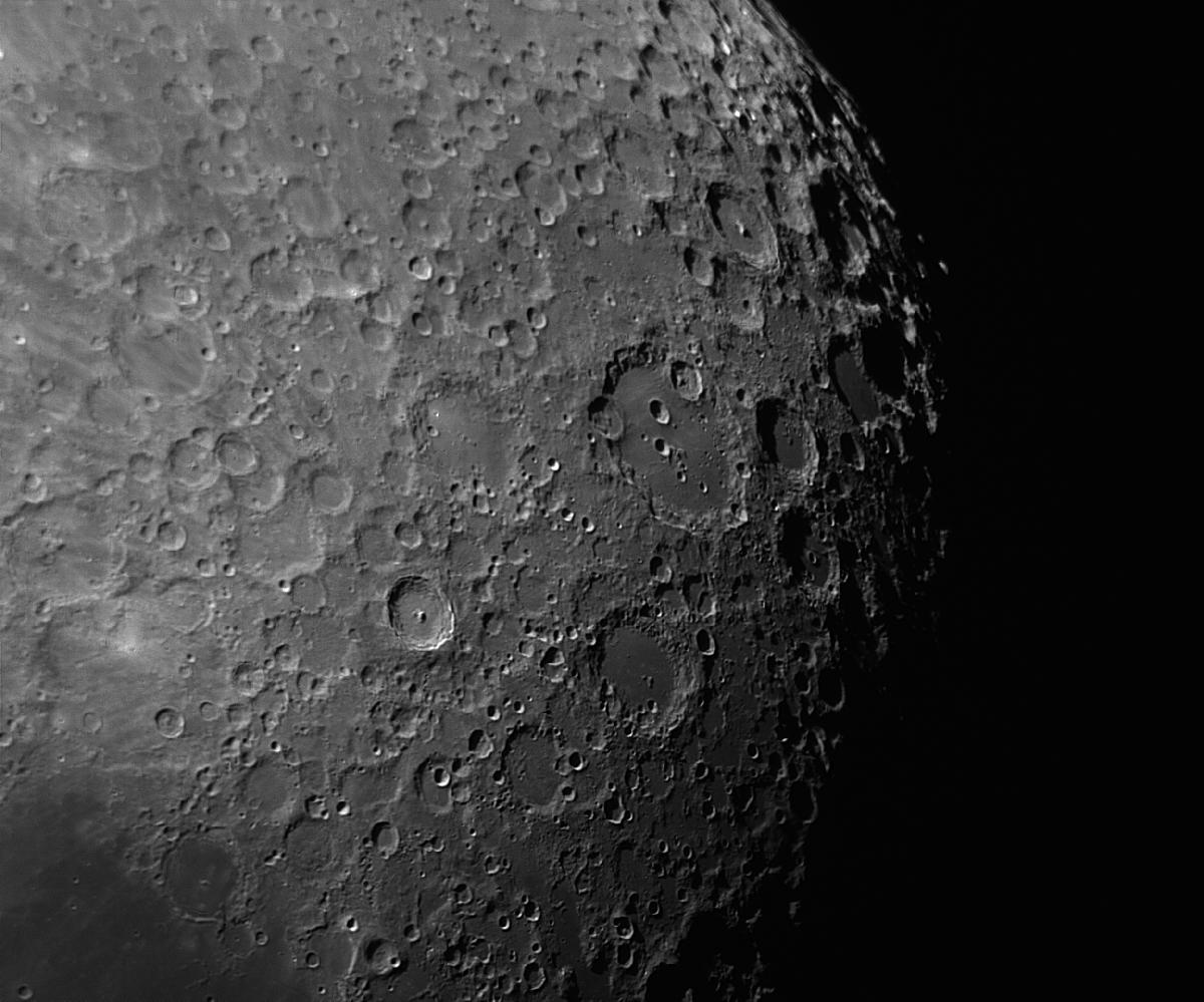 Région Sud lunaire Région Sud lunaire