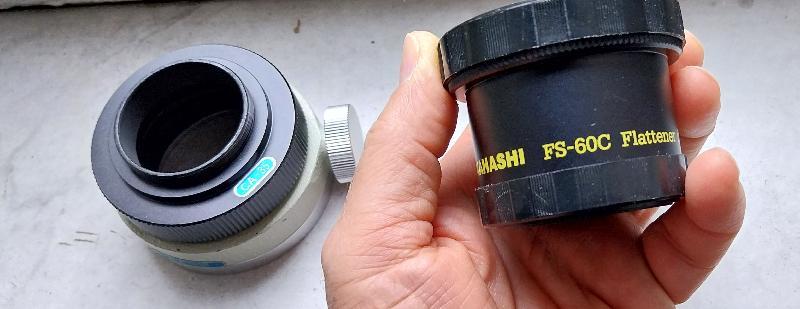 Takahashi Correcteur de champ FS-60C F/6.2 (FS-60CFL) et accessoires