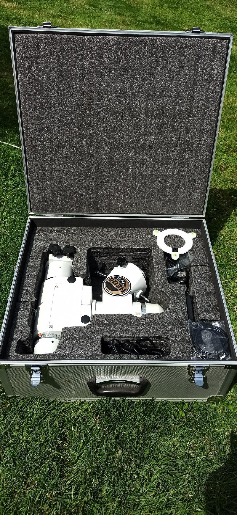 Setup complet d'astrophotographie orienté ciel profond Setup complet d'astrophotographie orienté ciel profond