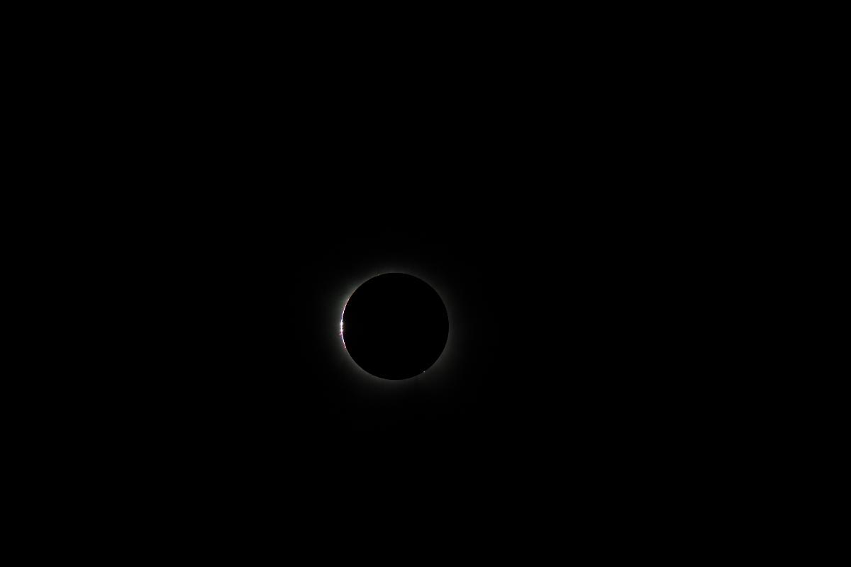 Eclipse2024: Grains de Baily C2