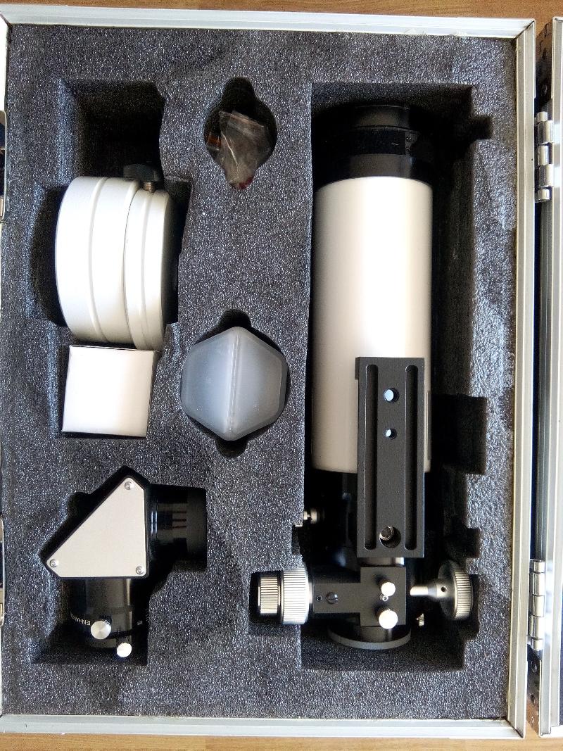 LUNETTE EXPLORE SCIENTIFIC 80 ED f/6 LUNETTE EXPLORE SCIENTIFIC 80 ED f/6