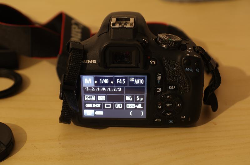 Canon 2000D