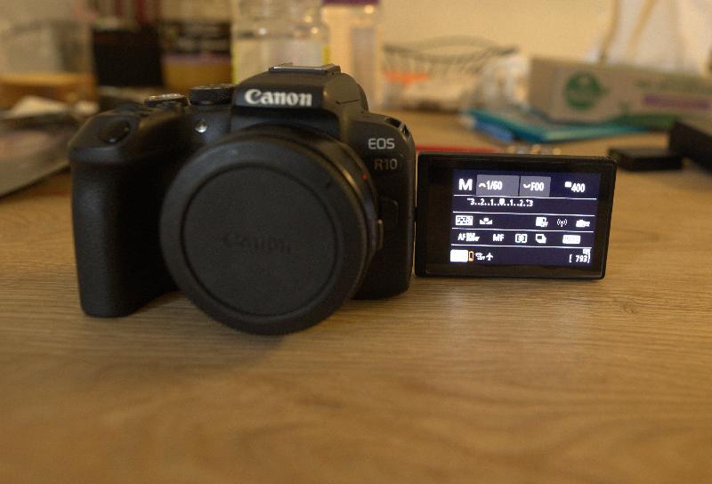 Canon R10 défiltré partiel