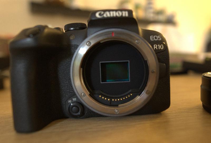 Canon R10 défiltré partiel
