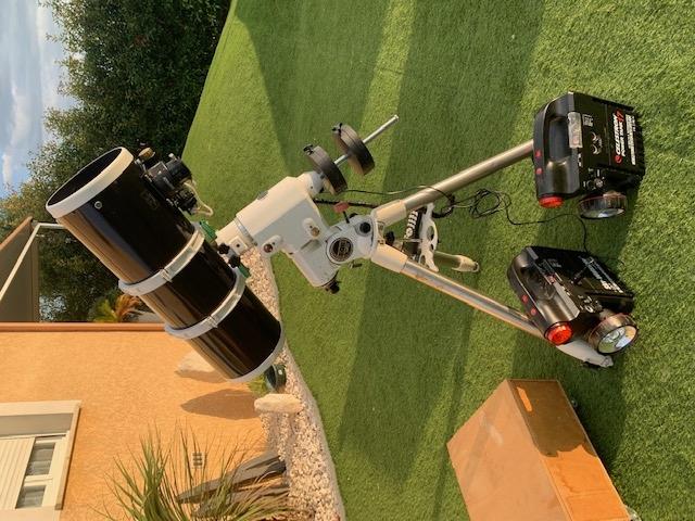 Set-up astrophoto= EQ6 courroie + 200/800SW Set-up astrophoto= EQ6 courroie + 200/800SW