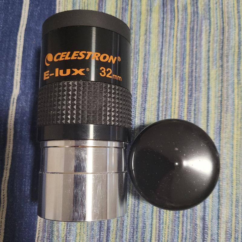 Oculaire Celestron E-LUX 32 mm 56°