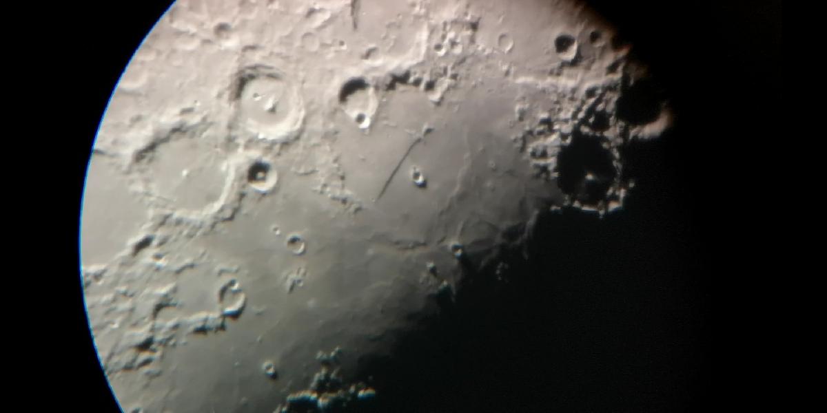 Mur_droit, Lune, 14 janvier 2019 Mur_droit, Lune, 14 janvier 2019
