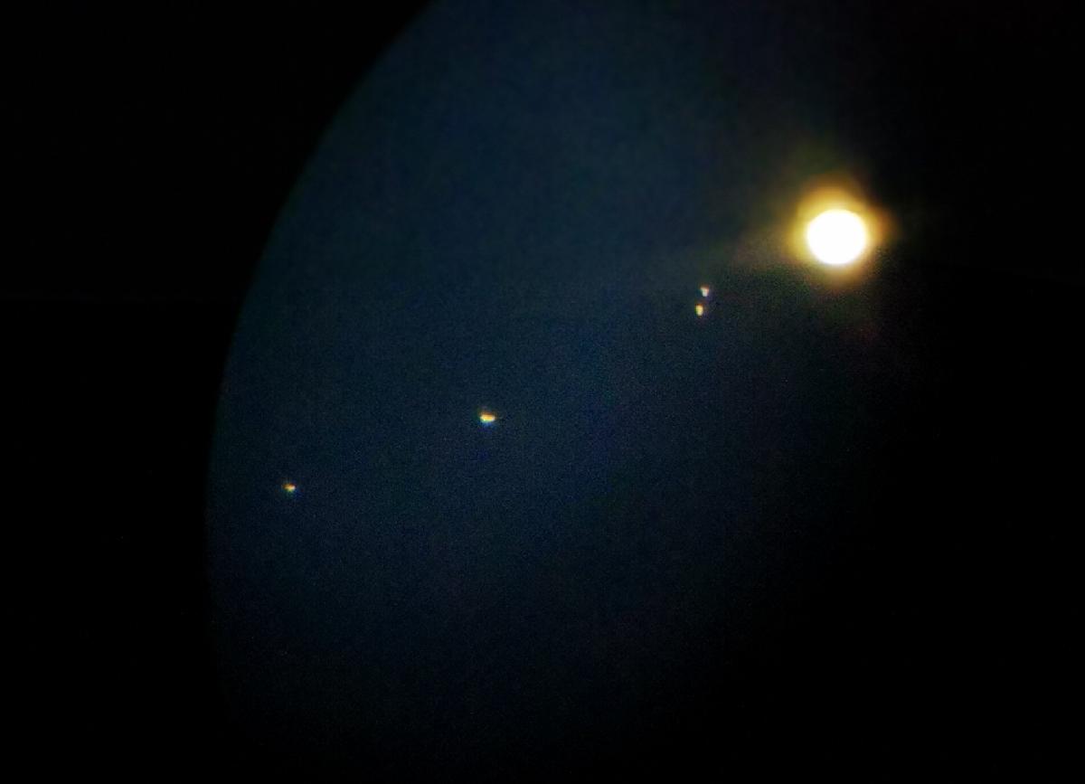 Jupiter et ses 4 galiléens Jupiter et ses 4 galiléens