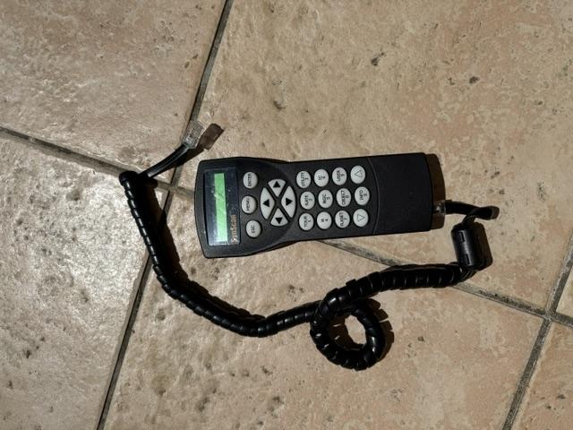Vends EQ6-R PRO Vends EQ6-R PRO