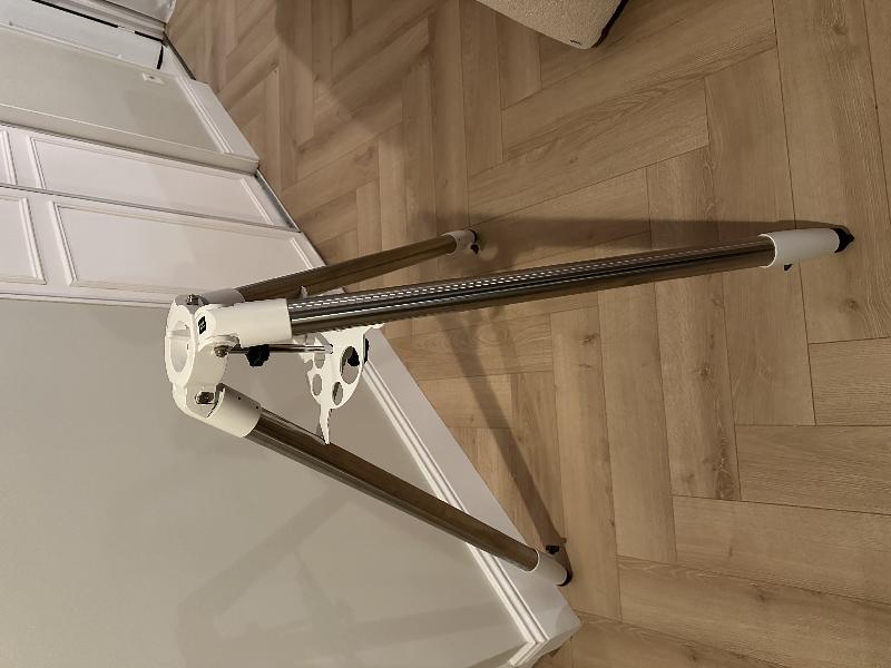 Trépied skywatcher eq5