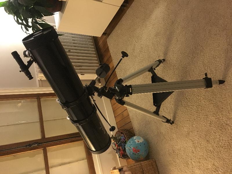 telescope Skywatcher 130/900 sur EQ2 motorisé